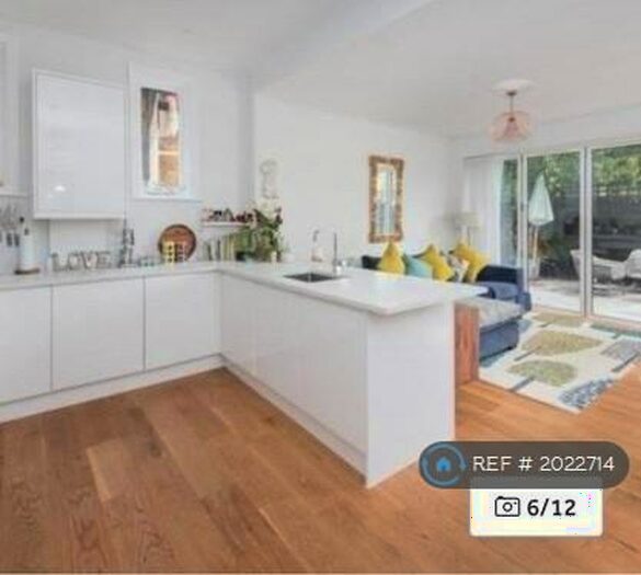 2 Bedroom Flat To Rent In New Church Road, Hove, BN3