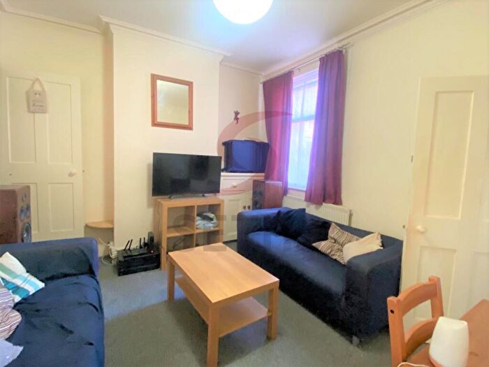 4 Bedroom Terraced House To Rent In Norman Street, Westcotes, Leicester, LE3