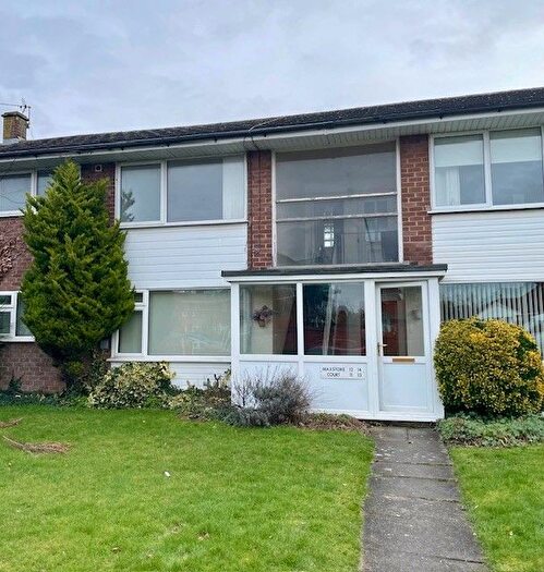 2 Bedroom Maisonette For Sale In Maxstoke Court, Coventry Road, Coleshill, West Midlands, B46