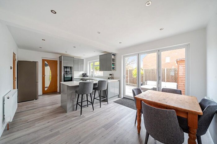 4 Bedroom Property For Sale In Blenheim Gardens, Havant, PO9