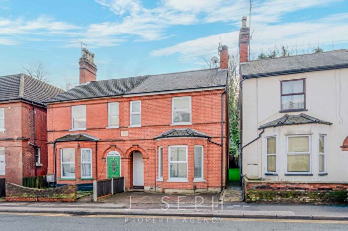 3 Bedroom Semi Detached House For Sale In Burrell Road, Ipswich, IP2