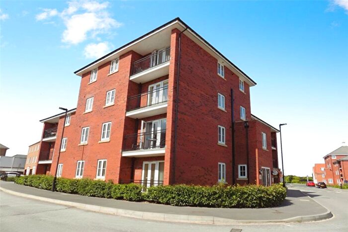 2 Bedroom Flat To Rent In Buttermere Crescent, Doncaster, South Yorkshire, DN4