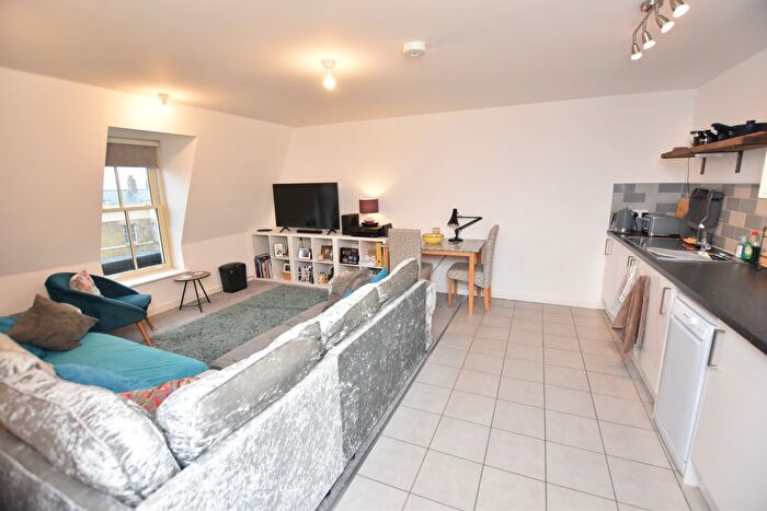 2 Bedroom Flat To Rent In Canterbury Road, Margate, CT9