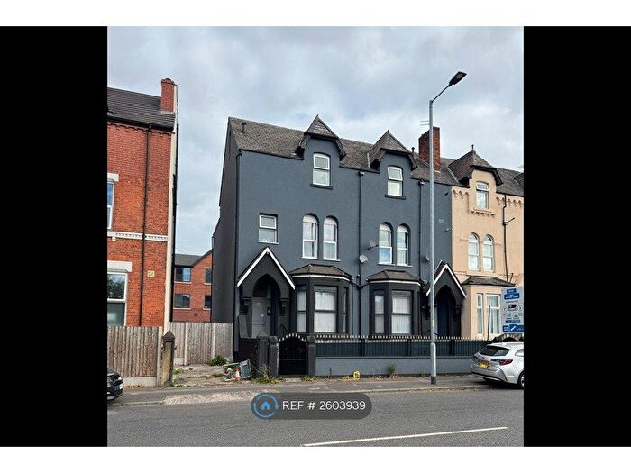 1 Bedroom Flat To Rent In Dickenson Road, Manchester, M13