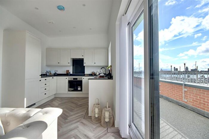 2 Bedroom Flat For Sale In Mumby Road, Gosport, PO12