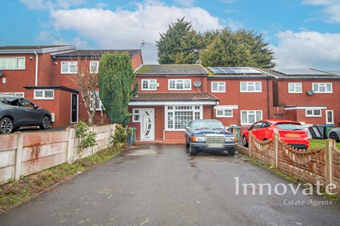 3 Bedroom Terraced House For Sale In Brades Rise, Oldbury, B69