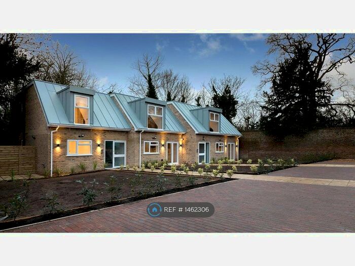 1 Bedroom Maisonette To Rent In Knighton Court, Stanmore, HA7