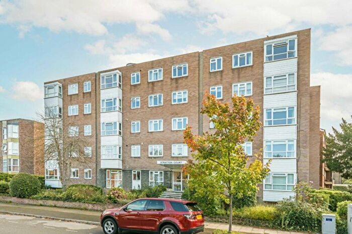 2 Bedroom Flat To Rent In Adelaide Road, Surbiton, KT6