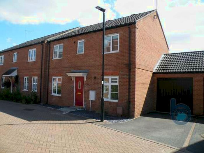 4 Bedroom Semi-Detached House To Rent In Oswald Road, Peterborough, PE2