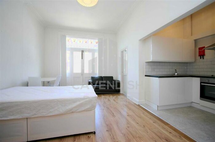 Studio To Rent In Parsifal Road, West Hamsptead, London, NW6