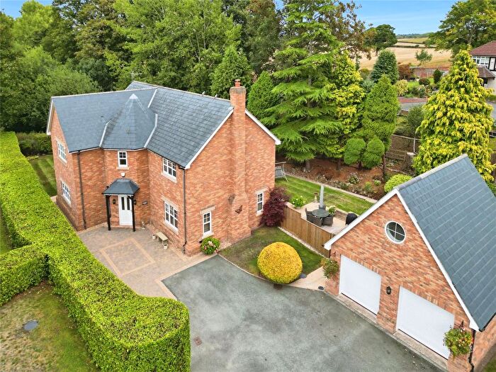 4 Bedroom Detached House For Sale In Silverways Drive, Gobowen, Oswestry, Shropshire, SY11