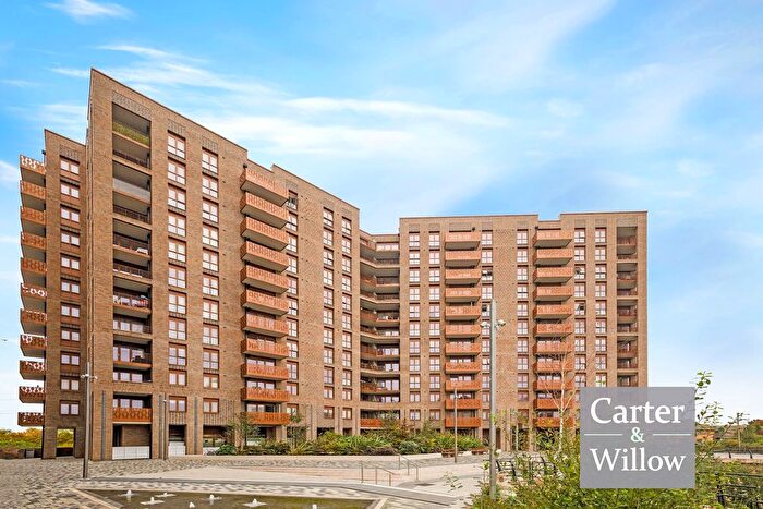 2 Bedroom Flat For Sale In The Halcyon, Drydock Square, Barking, IG11