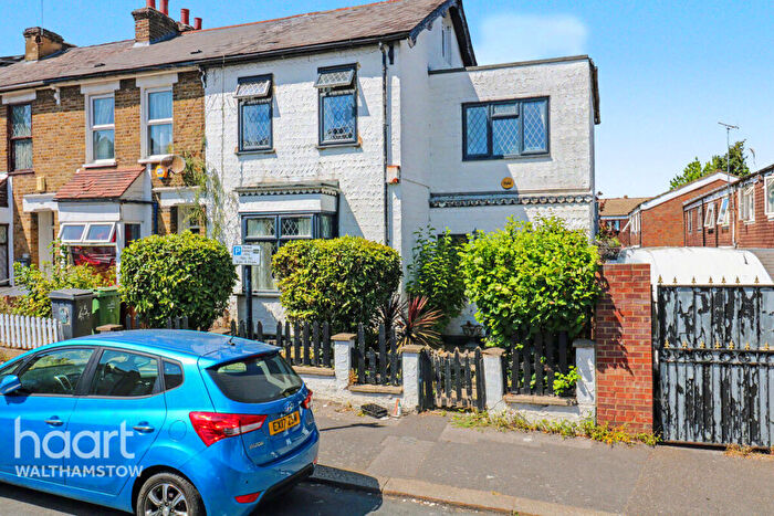 3 Bedroom End Of Terrace House For Sale In Mount Pleasant Road, Walthamstow, E17