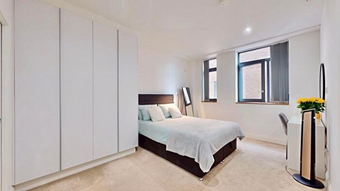 1 Bedroom Property For Sale In Brindley Place, Uxbridge, UB8