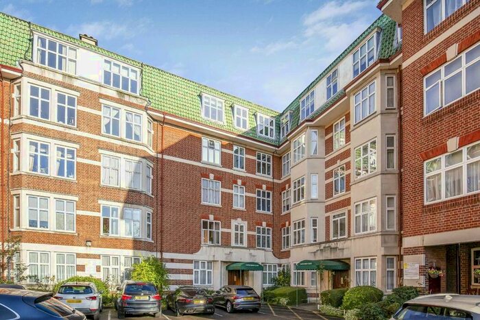 3 Bedroom Flat To Rent In Haven Green, London, W5