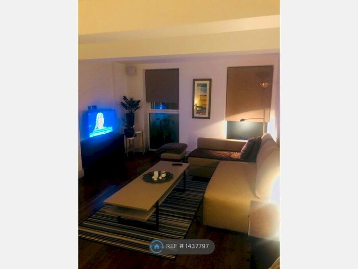 1 Bedroom Flat To Rent In Charles Dickens House, London, SE20