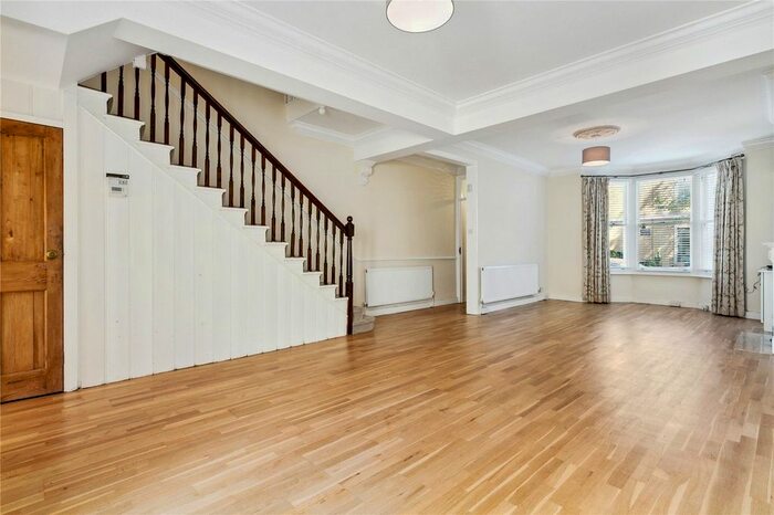 4 Bedroom Property To Rent In Halford Road, Richmond, TW10