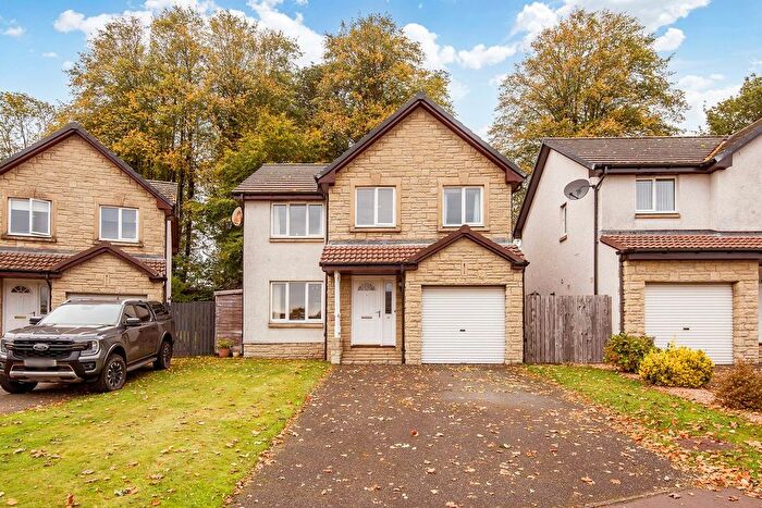 4 Bedroom Detached House For Sale In Lumsden Park, Cupar, KY15