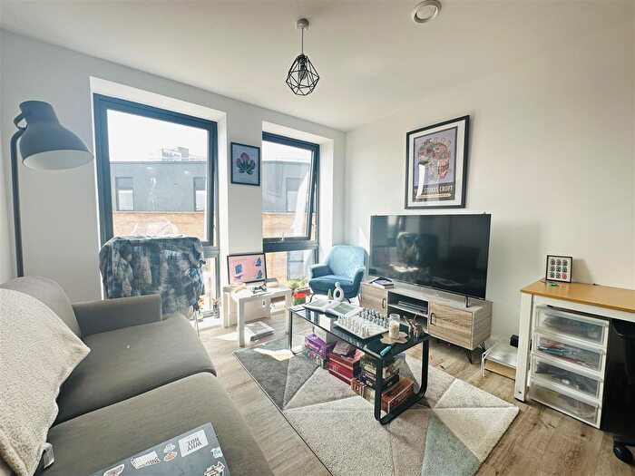 2 Bedroom Flat To Rent In Carmen Beckford Street, Bristol, BS1