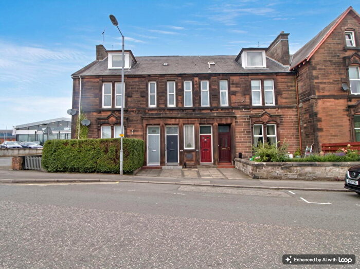 3 Bedroom Maisonette For Sale In Annan Road, Dumfries, DG1