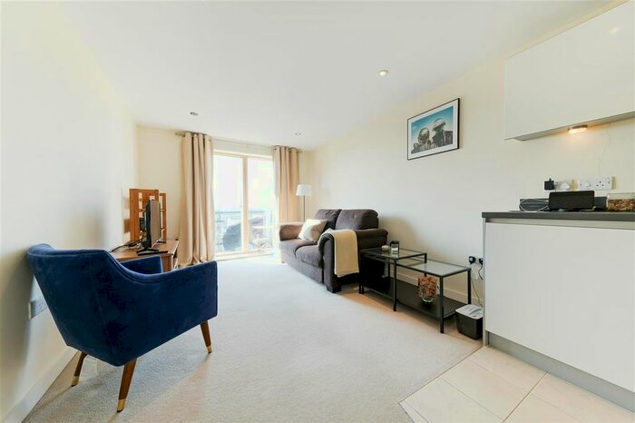 1 Bedroom Flat To Rent In Reed House, Durnsford Road, Wimbledon, SW19