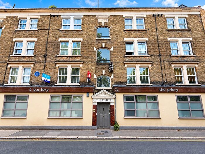 1 Bedroom Flat For Sale In Webber Street, SE1