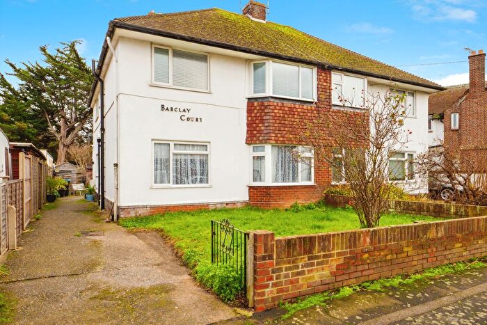 2 Bedroom Flat For Sale In Old Crossing Road, Margate, CT9