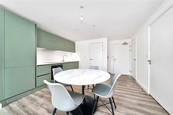 2 Bedroom Property To Rent In Chevette Court, Kimpton Road, Luton, LU2