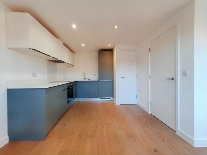 1 Bedroom Flat To Rent In Field End Road, Ruislip, Middlesex, HA4