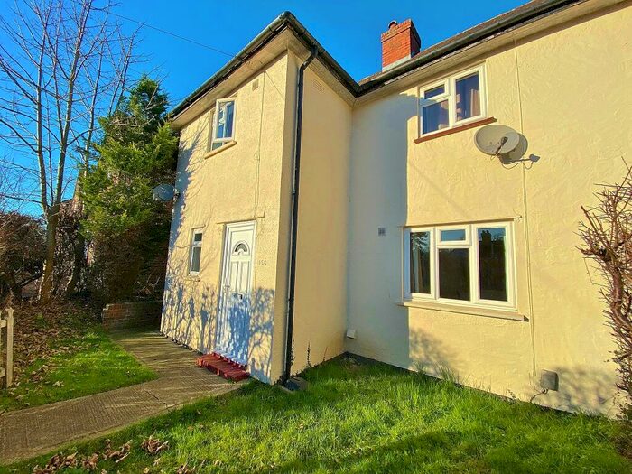 4 Bedroom Semi-Detached House To Rent In Southway, Guildford, Surrey, GU2