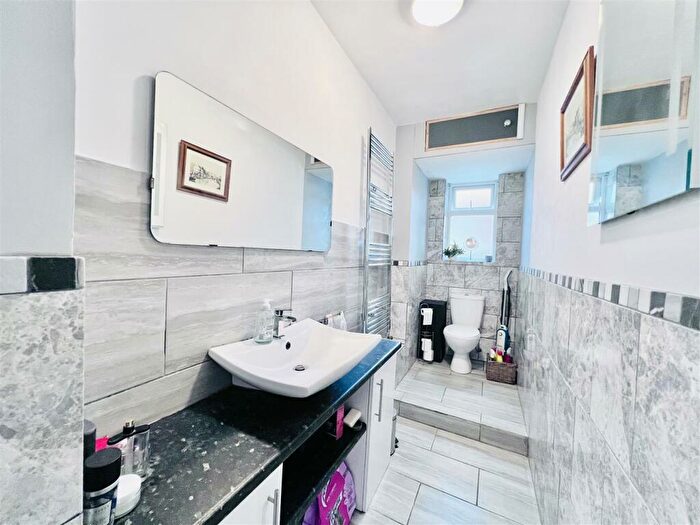 1 Bedroom Flat To Rent In Osborne Grove, Sherwood, Nottingham, NG5