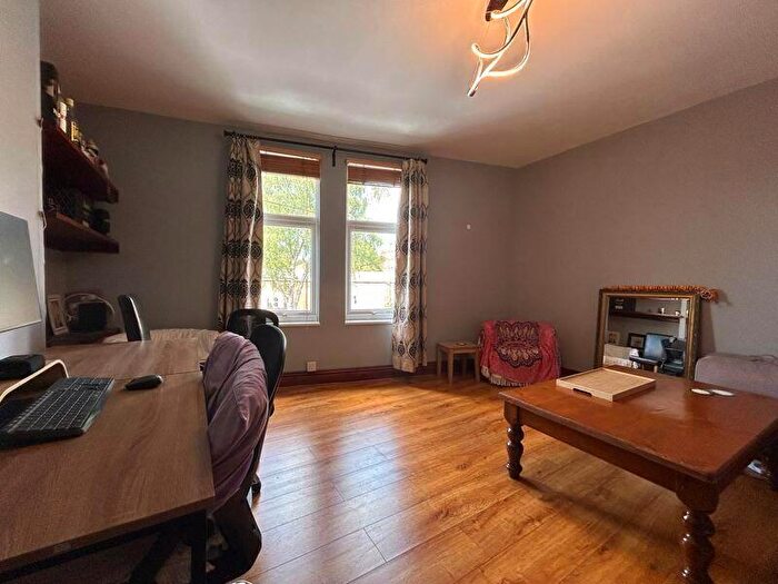 1 Bedroom Flat To Rent In Ilkeston Road, Nottingham, NG7