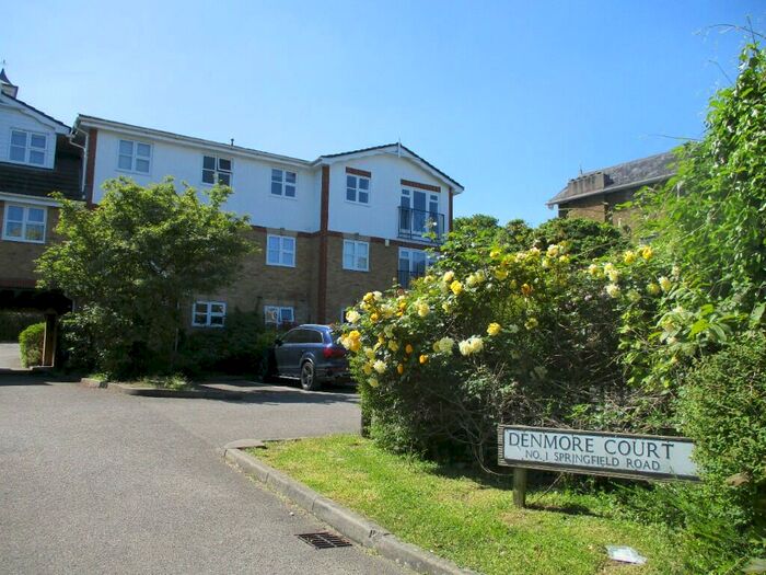 1 Bedroom Flat To Rent In Springfield Road, Wallington, Surrey, SM6