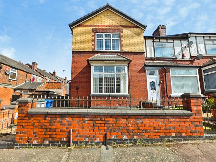 3 Bedroom End Terrace House For Sale In Lawton Street, Burslem, Stoke-On-Trent, ST6