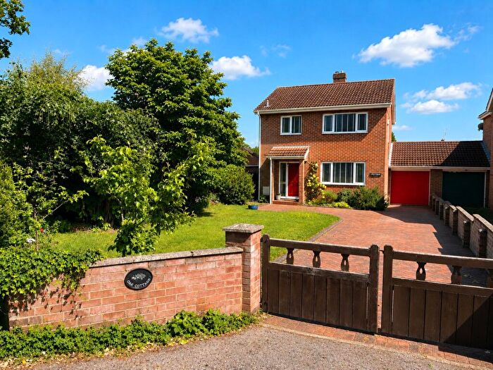 3 Bedroom Detached House For Sale In Slab Lane, West Wellow, Romsey, Hampshire, SO51