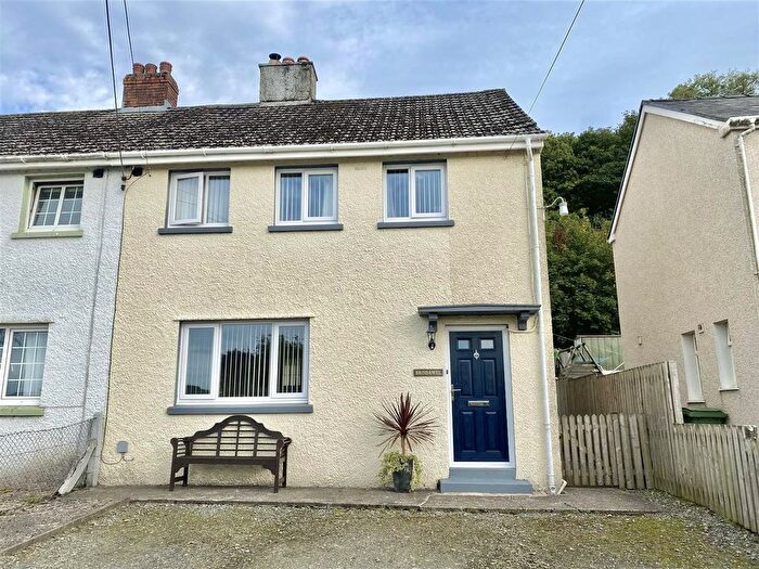 3 Bedroom Property For Sale In Dan Yr Allt, Cwmann, Lampeter, SA48