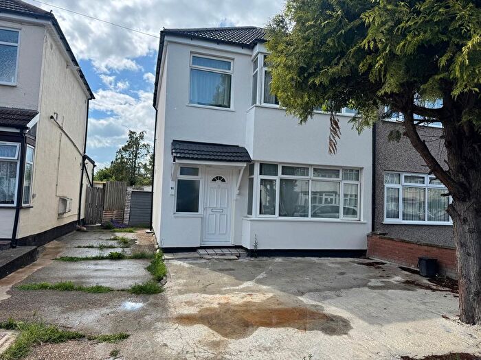 3 Bedroom Semi-Detached House To Rent In Orchard Grove, Harrow, HA3