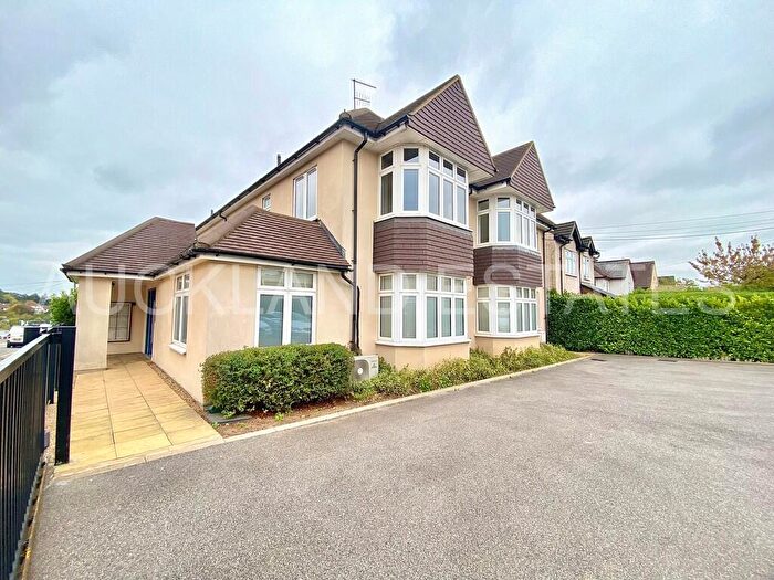 2 Bedroom Apartment To Rent In Southgate Road, Potters Bar, EN6