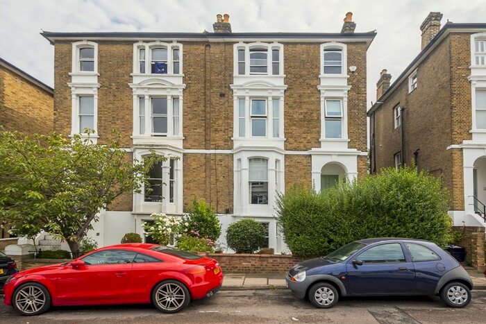 1 Bedroom Flat To Rent In Mount Ararat Road, Richmond, TW10
