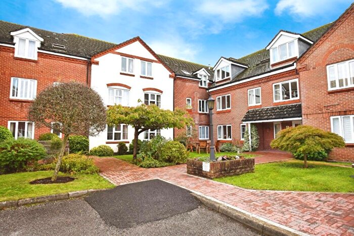 1 Bedroom Retirement Property For Sale In Dove Gardens, SO31