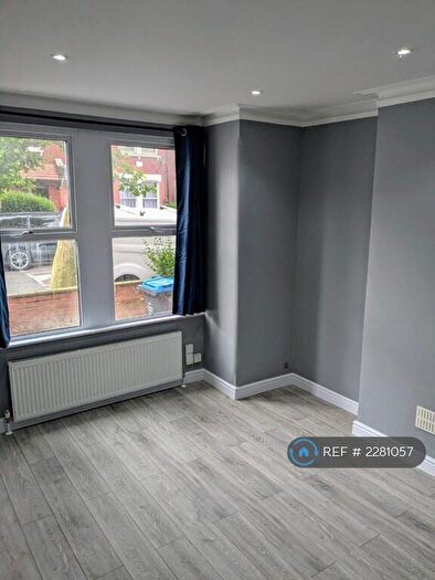 2 Bedroom Flat To Rent In Deacon Road, London, NW2