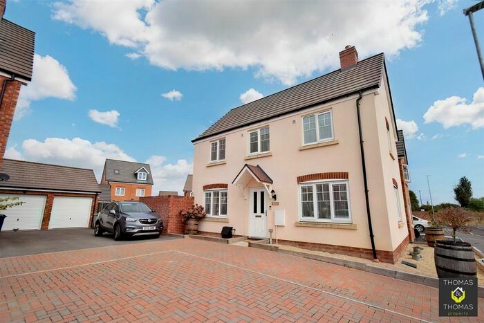 3 Bedroom Detached House To Rent In Twigworth Way, Longford, Gloucester, GL2