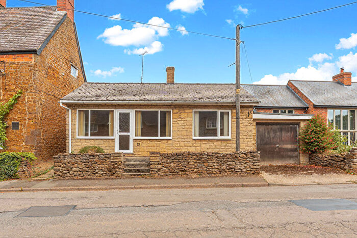 2 Bedroom Detached Bungalow For Sale In Culworth Road, Chipping Warden - Very Large Plot, OX17