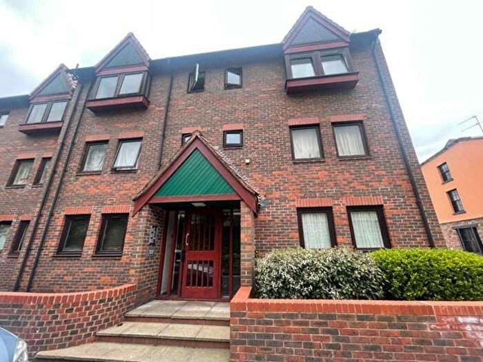 1 Bedroom Apartment To Rent In Adams Court, Cumberland Place, Bristol, BS8