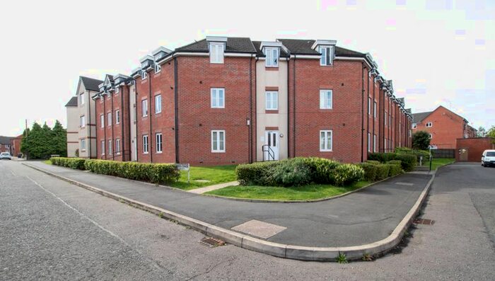 2 Bedroom Flat For Sale In Ceres Chase, Farnworth, Bolton, BL4