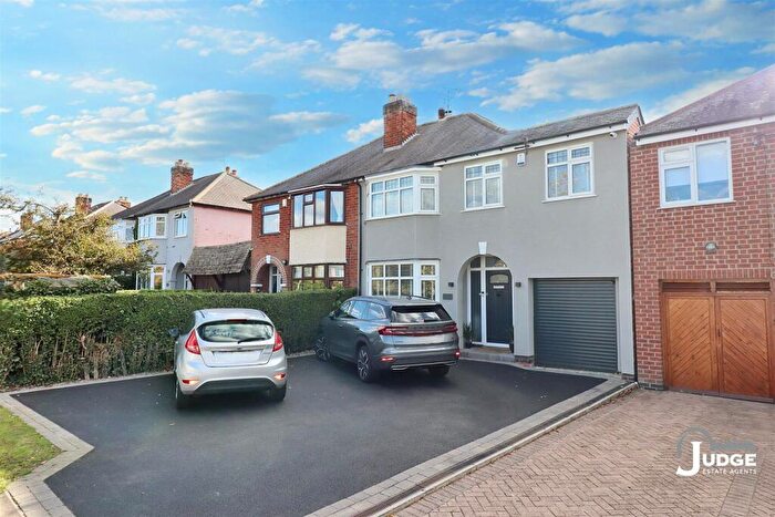 4 Bedroom Semi-Detached House For Sale In Leicester Road, Thurcaston, Leicester, LE7
