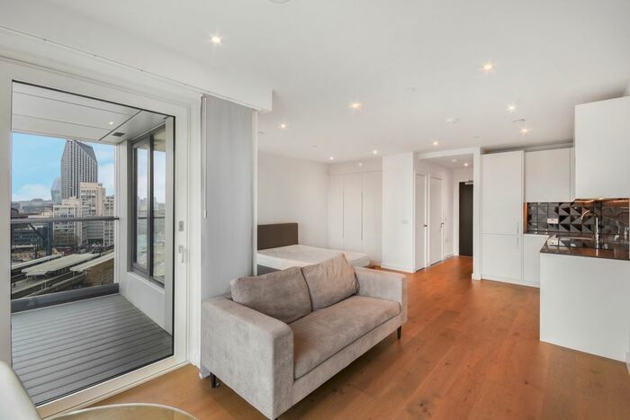 Studio To Rent In Deacon Street, Elephant Amp; Castle, London, SE17