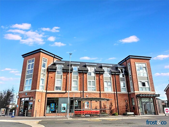 2 Bedroom Flat For Sale In Ashley Road, Parkstone, Poole, Dorset, BH14
