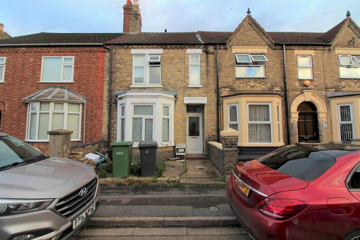 3 Bedroom Terraced House To Rent In Palmerston Road, Woodston, Peterborough, PE2