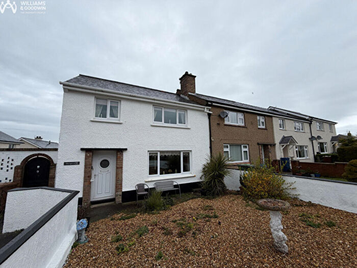3 Bedroom End Of Terrace House For Sale In Lon Cefn Du, Caernarfon, Gwynedd, LL55